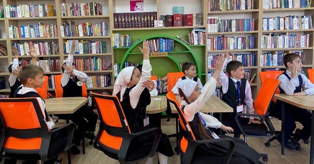 В Ножай-юрте прошла интеллектуальная игра среди учащихся района