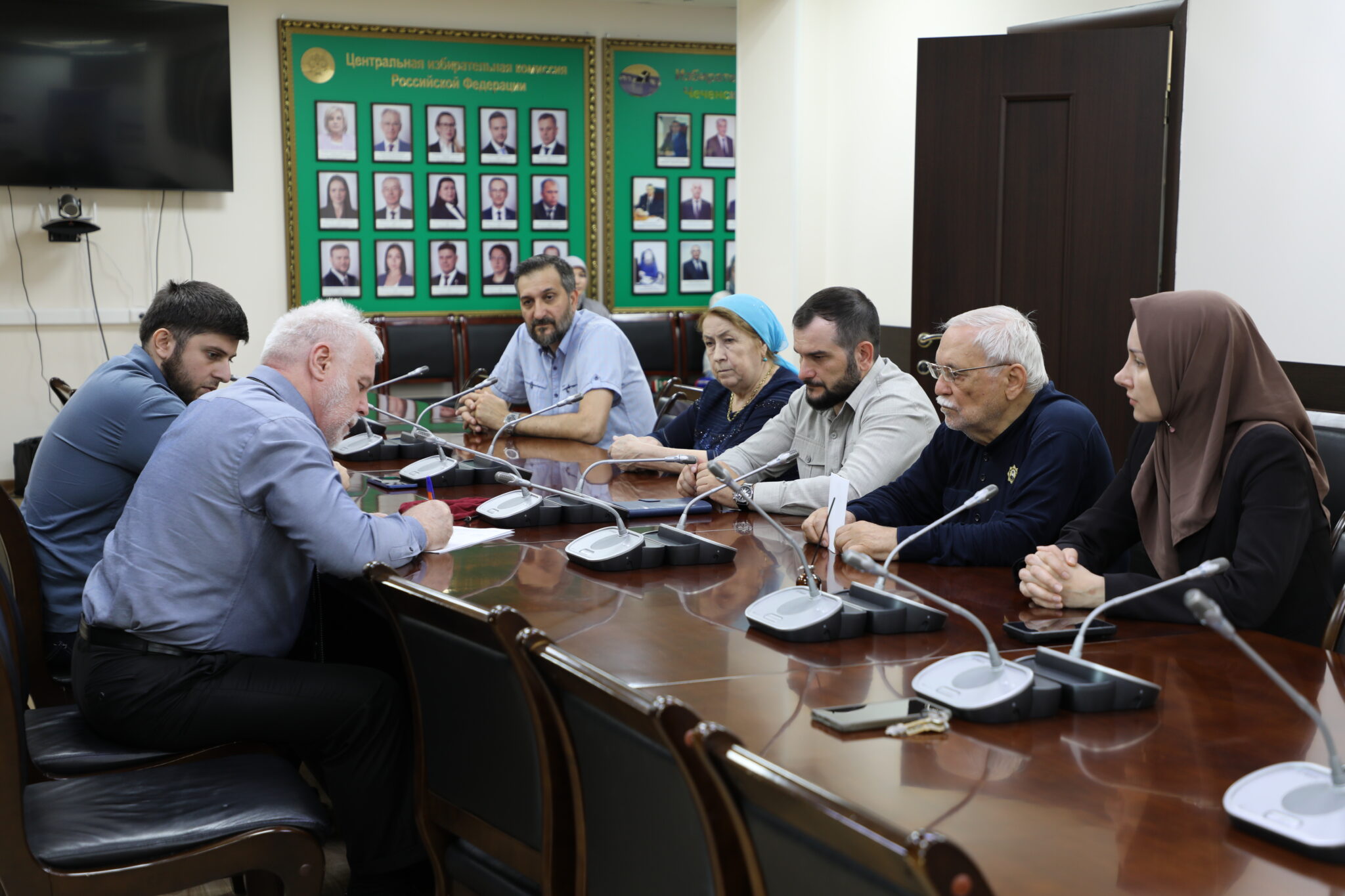 Определен порядок партий в избирательном бюллетене на выборах депутатов Парламента Чеченской Республики
